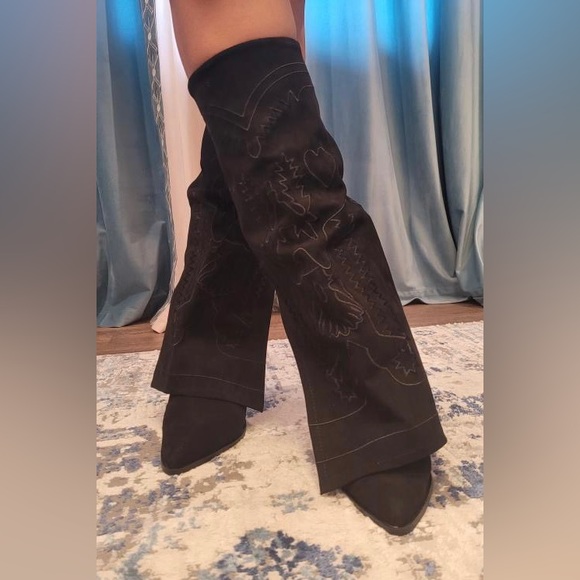 Embroidered Suede Fold Over Pointed Toe Heeled Cowboy Boots - Picture 2 of 7